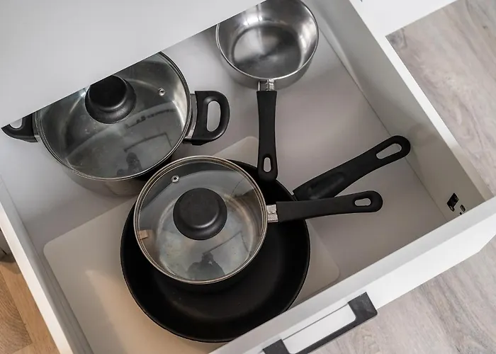 Appartamento Batorego 16 Orange Prywatne Mieszkanie 300m Od Metro Pole Mokotowskie I Sgh Samodzielne Zameldowanie! Self Check-in System!