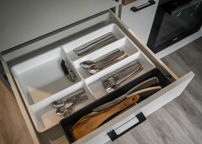 Appartamento Batorego 16 Orange Prywatne Mieszkanie 300m Od Metro Pole Mokotowskie I Sgh Samodzielne Zameldowanie! Self Check-in System!